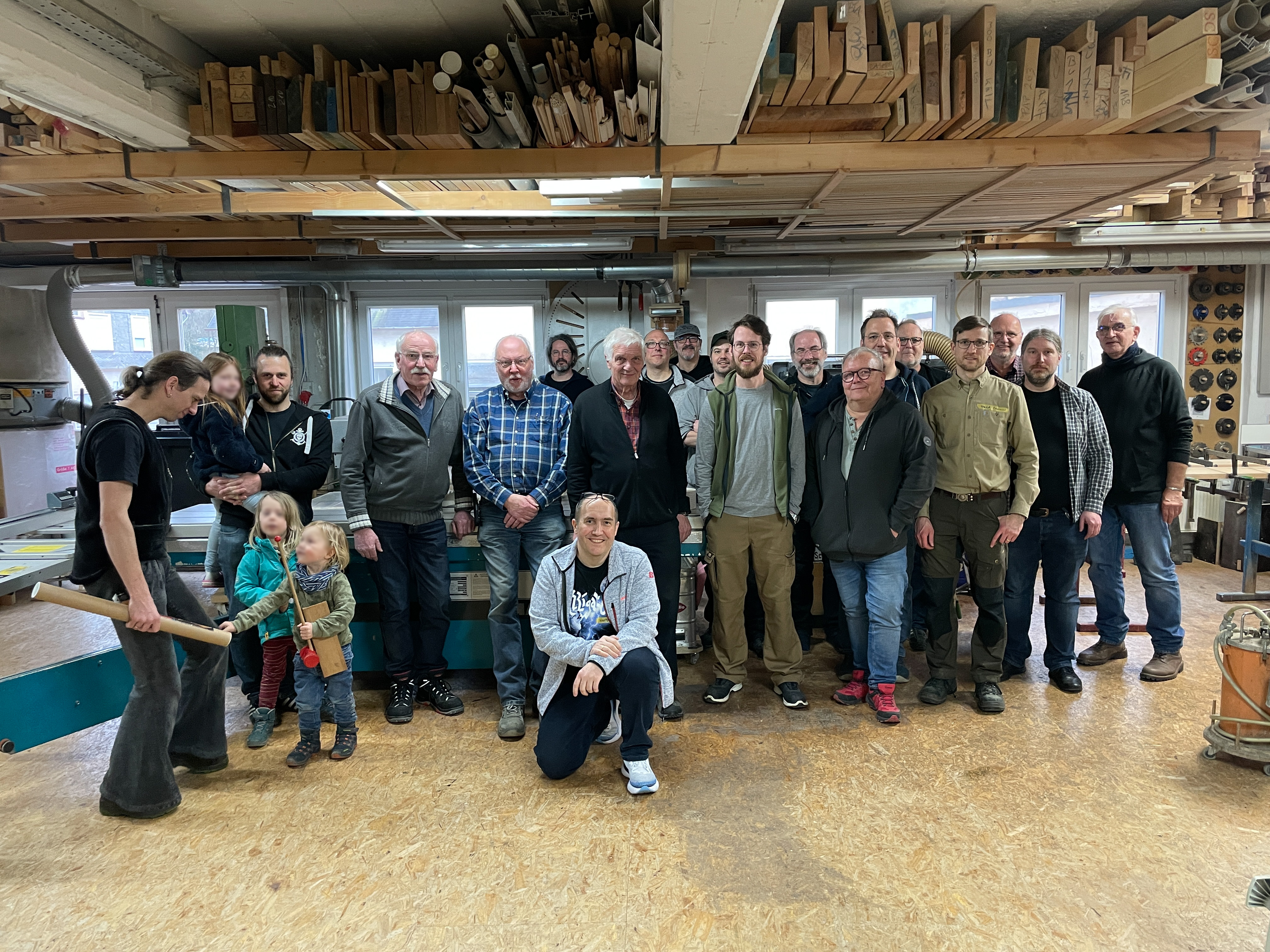 Foto-007.Holzhandwerkertreff 2025 bei Jörg in Siegen.jpg
